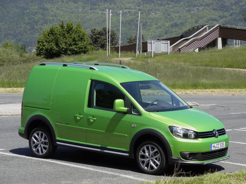 Фото автомобиля Volkswagen Cross Caddy Fourgon